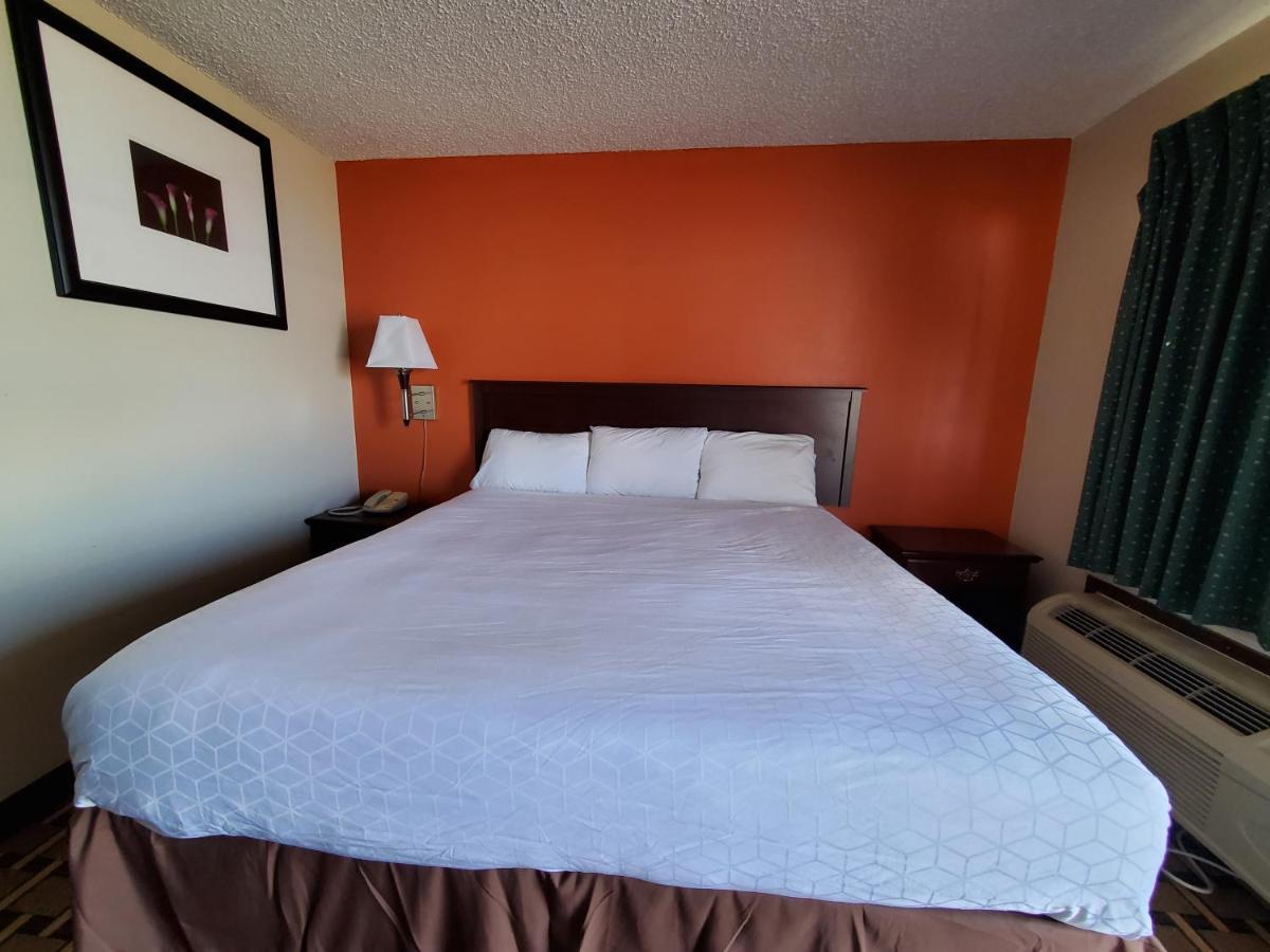 Relax Inn Henryetta Exterior foto