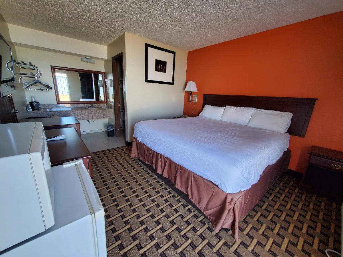 Relax Inn Henryetta Exterior foto